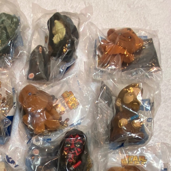 14 Vintage Star Wars Episode lll Revenge of the Sith Toys. - Picture 3 of 5